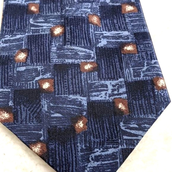 Vintage Men's 100% Italian Silk Abstract Squares Motif Tie - Picture 11 of 12